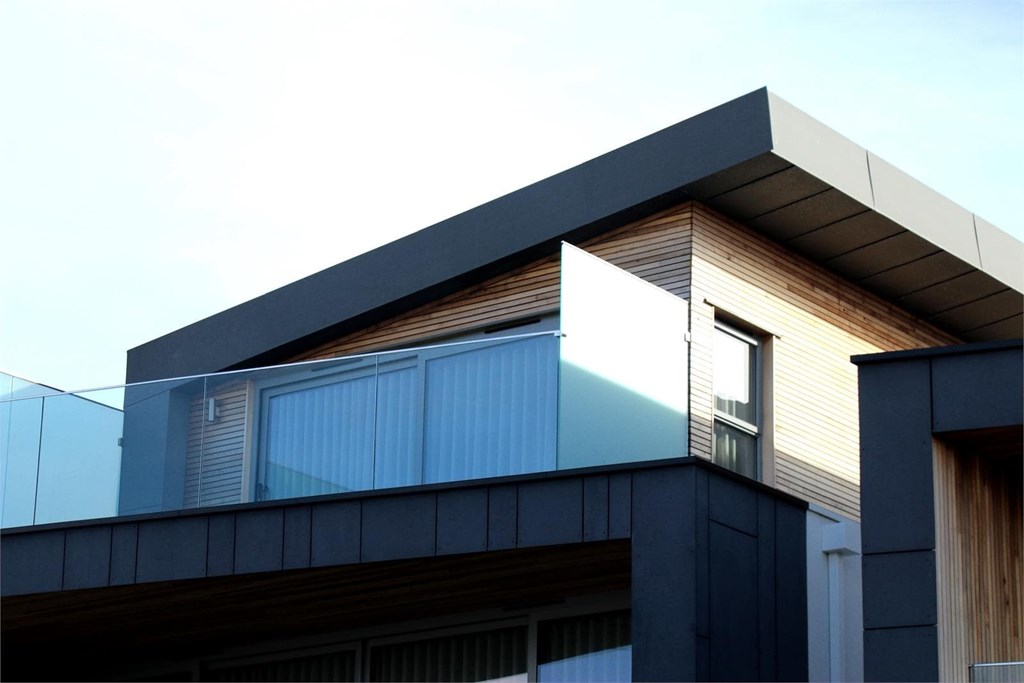 ¿Cuáles son los beneficios de las fachadas ventiladas de composite?